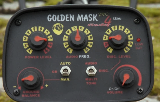 Профессиональный грунтовый металлоискатель Golden Mask-4 ПРО